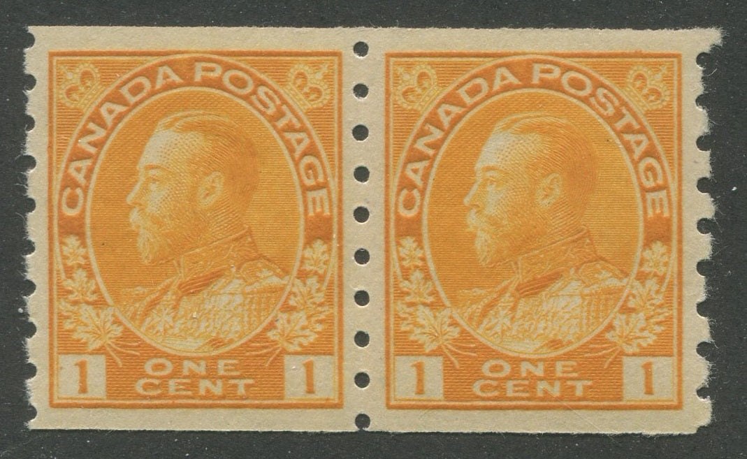 0126CA2403 - Canada #126d Pair