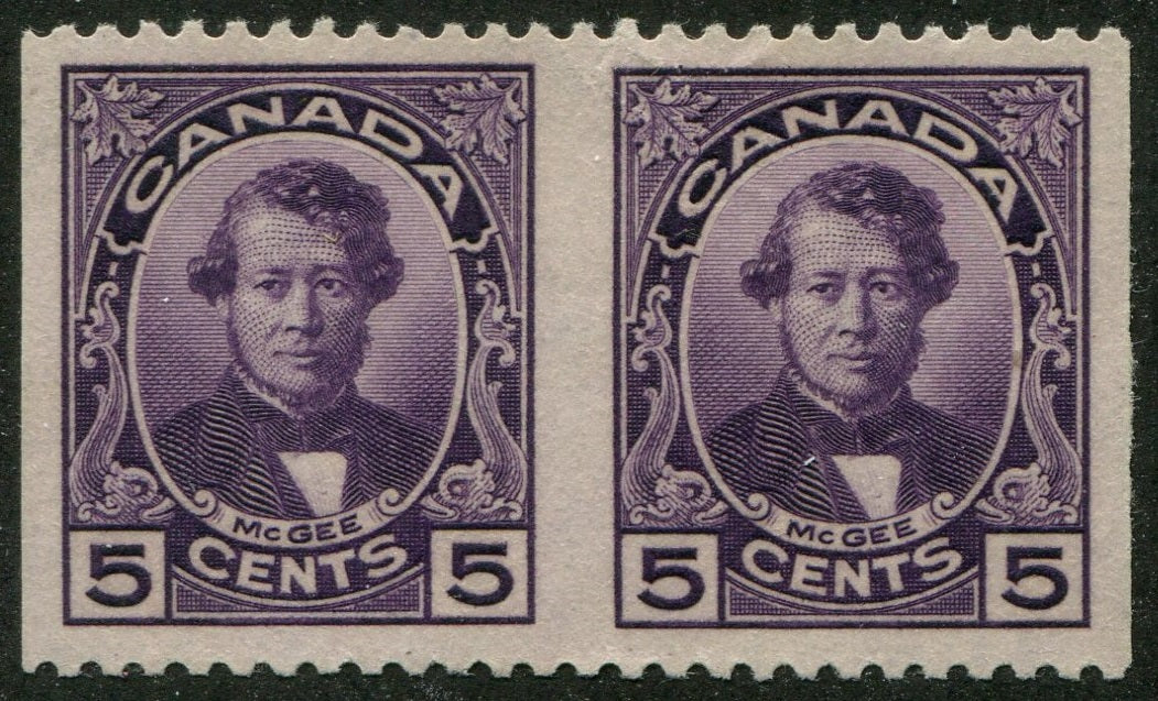 0146CA2308 - Canada #146b - Horizontal Pair, Imperf Vertically