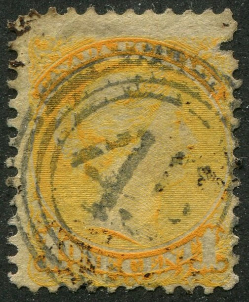 0035CA2404 - Canada #35 - 4-Ring Numeral Cancel &#39;45&#39;