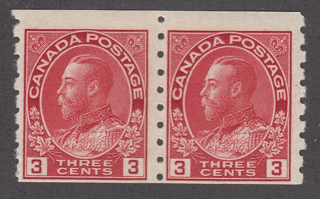 0130CA1801 - Canada #130 Mint Pair