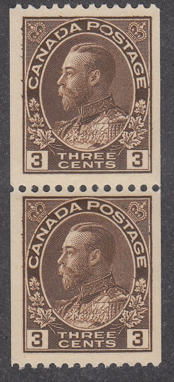 0134CA1711 - Canada #134 Mint Vertical Pair