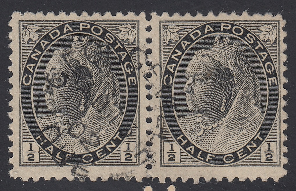 0074CA2101 - Canada #74 Pair