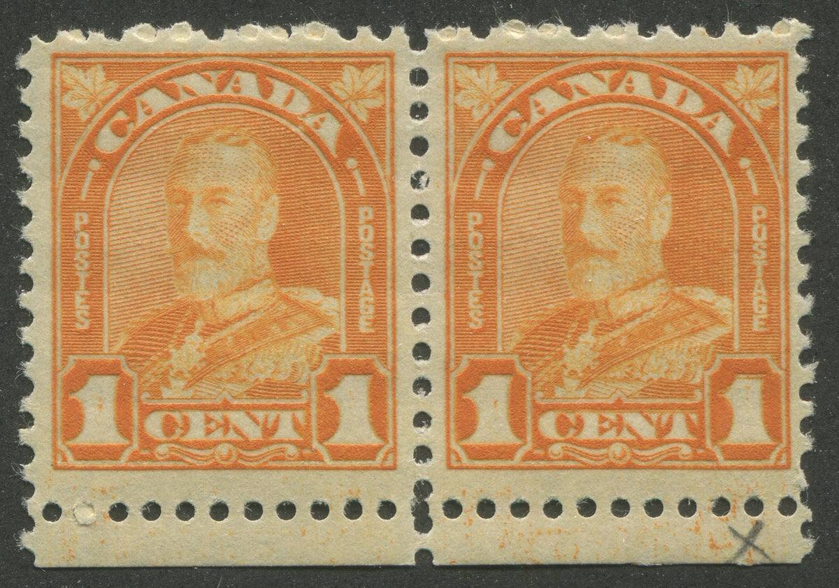 0162CA2209 - Canada #162i - Mint Pair, Major Re-Entry