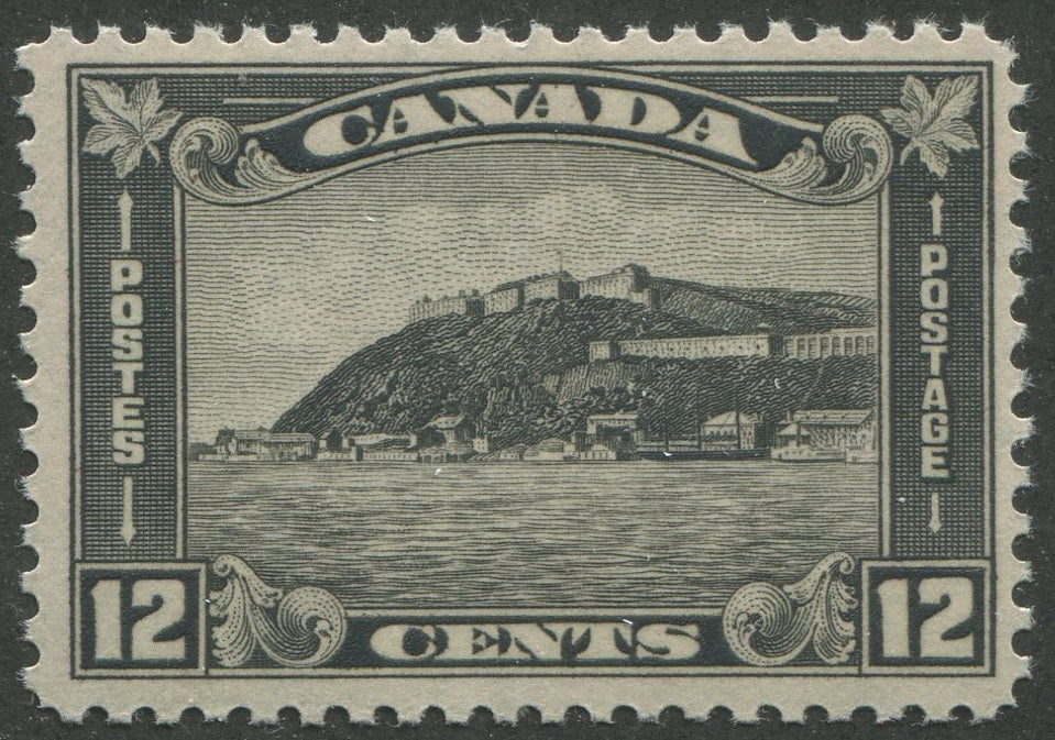 0174CA2211 - Canada #174