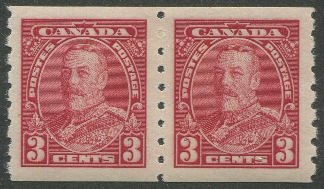 0230CA2212 - Canada #230 Pair