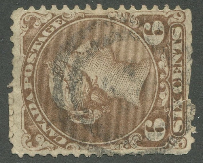 0027CA2002 - Canada #27, 2-Ring Numeral Cancel &#39;35&#39;