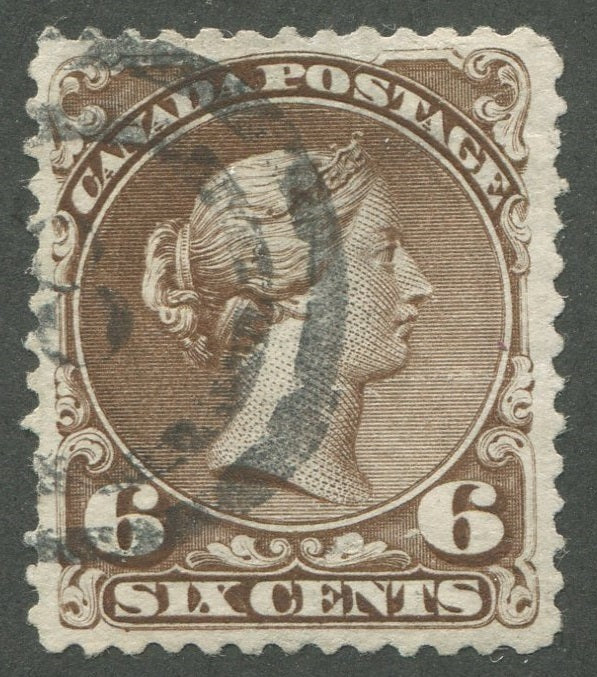 0027CA2002 - Canada #27, 2-Ring Numeral Cancel &#39;8&#39;