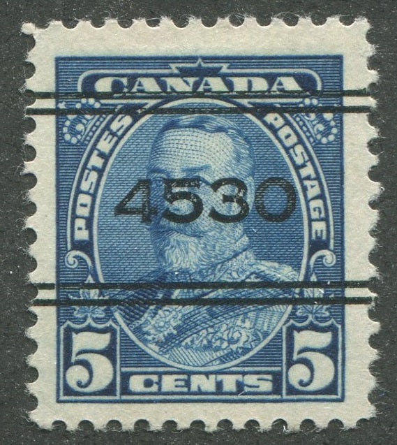 TORO015221 - TORONTO 15-221