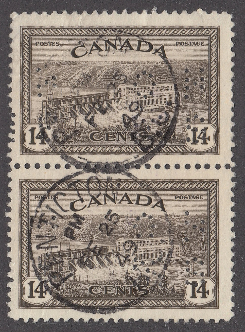 0326CA2108 - Canada O270 &#39;A&#39; - Used Vert. Pair