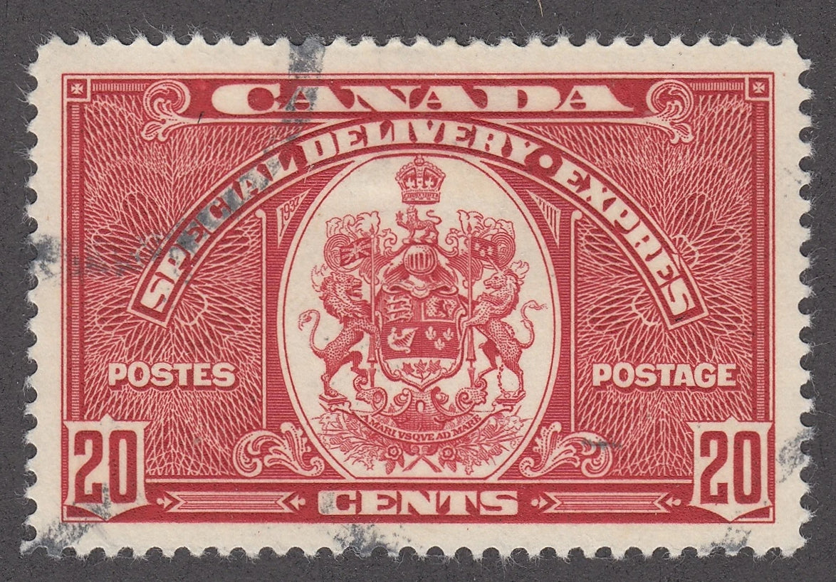 0110CA2107 - Canada E8 - Used