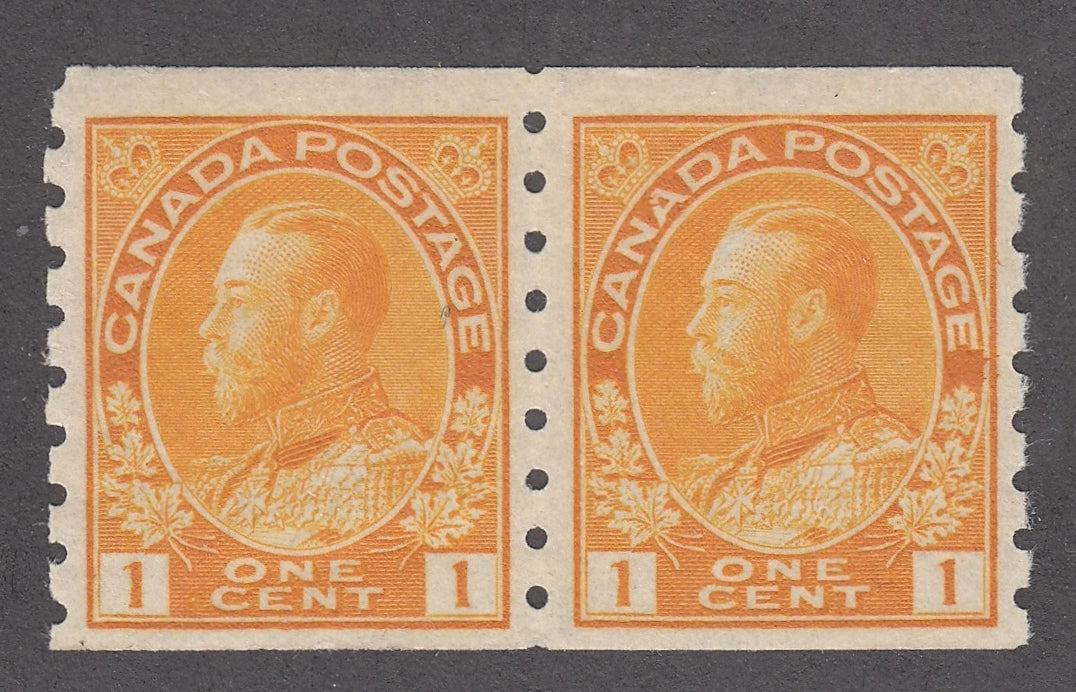 0126CA2104 - Canada #126  -  Pair