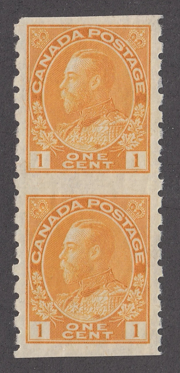 0126CA2104 - Canada #126a  -  Vert. Pair