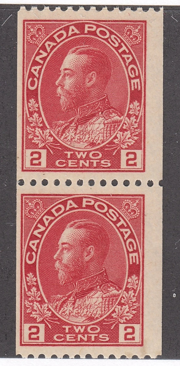 0132CA2104 - Canada #132  -  Vert. Pair