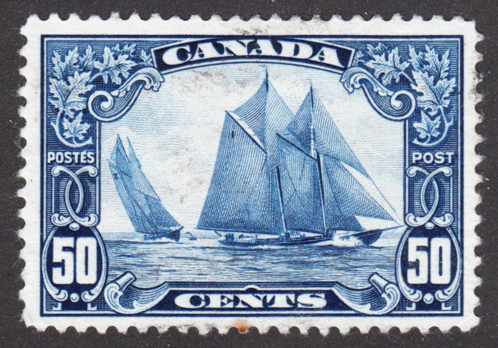 0158CA2203 - Canada #158