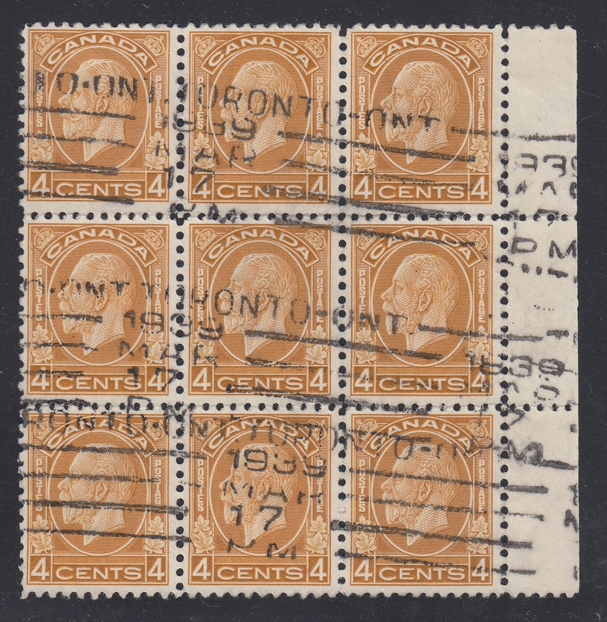 0198CA2104 - Canada #198 - Block of 9