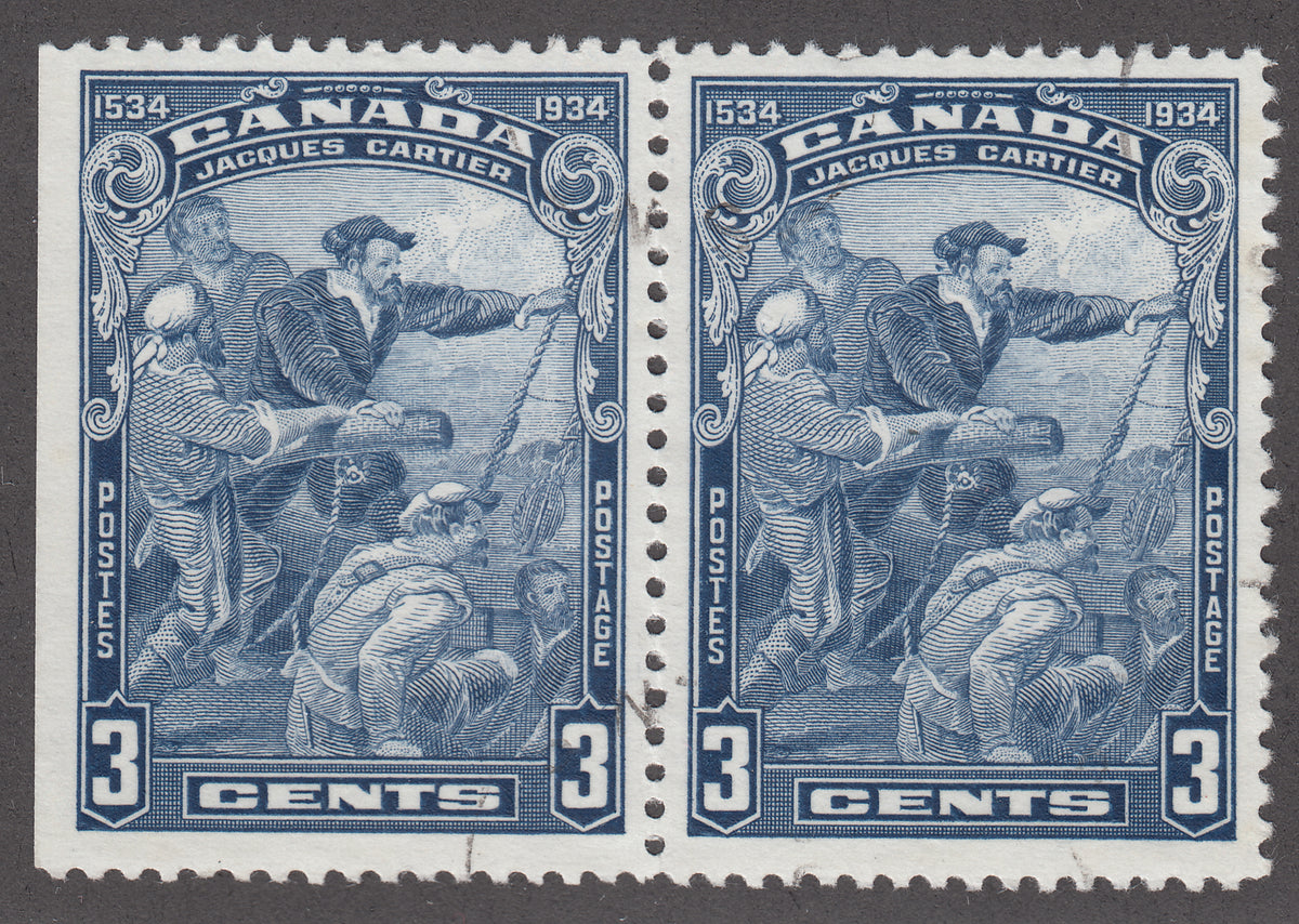 0208CA1805 - Canada #208i Used Pair, &#39;Burr on Shoulder&#39; Variety