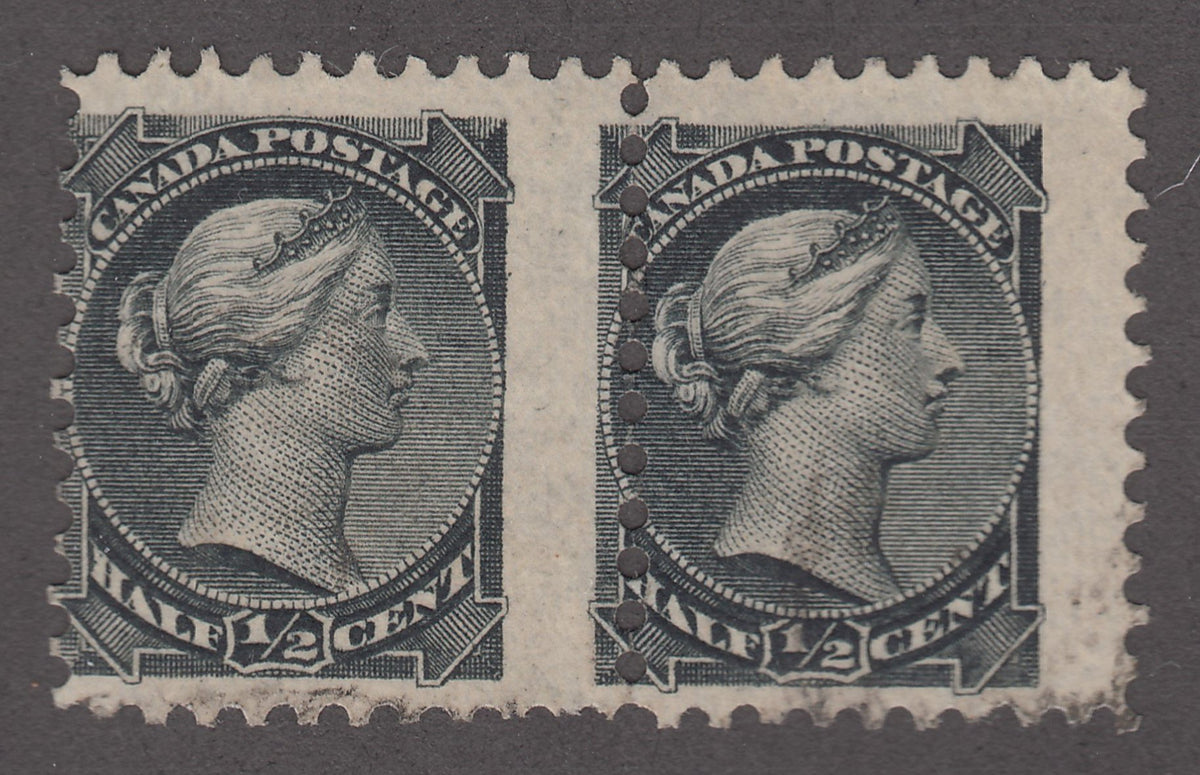 0034CA1808 - Canada #34 - Used Pair, Miss Perf