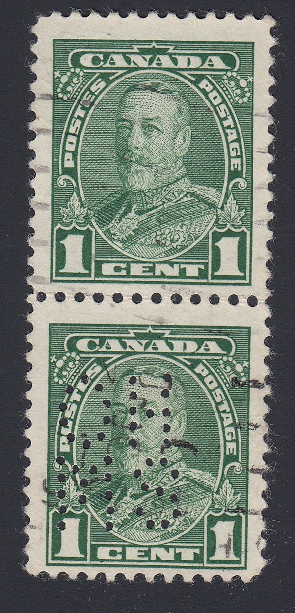 0247CA1804 - Canada OA217 &#39;A Z&#39; - Used Vertical Pair