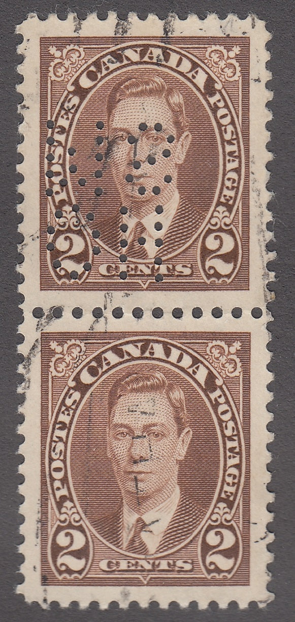 0259CA1804 - Canada OA232 &#39;D Z&#39; - Used Pair