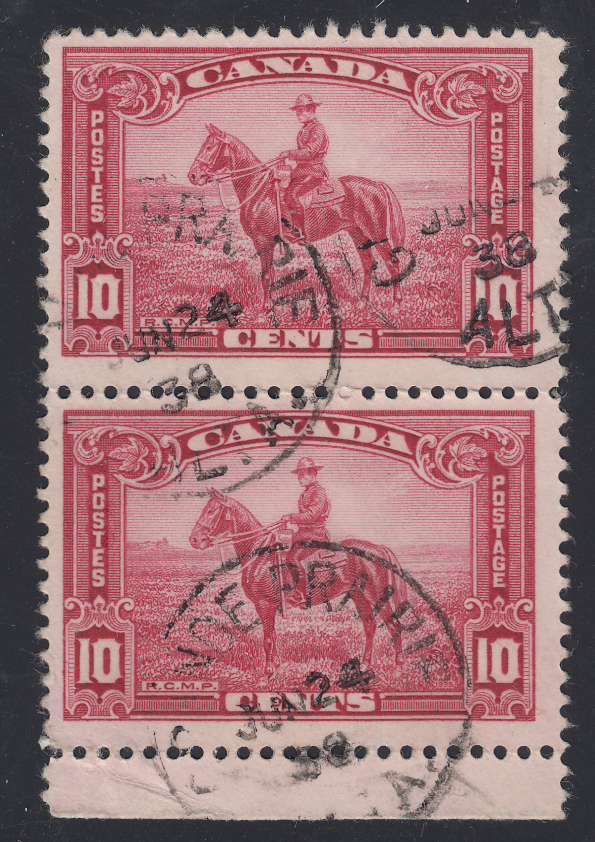 0223CA2202 - Canada #223iv - Used Pair, &#39;Bird Cage&#39; Variety