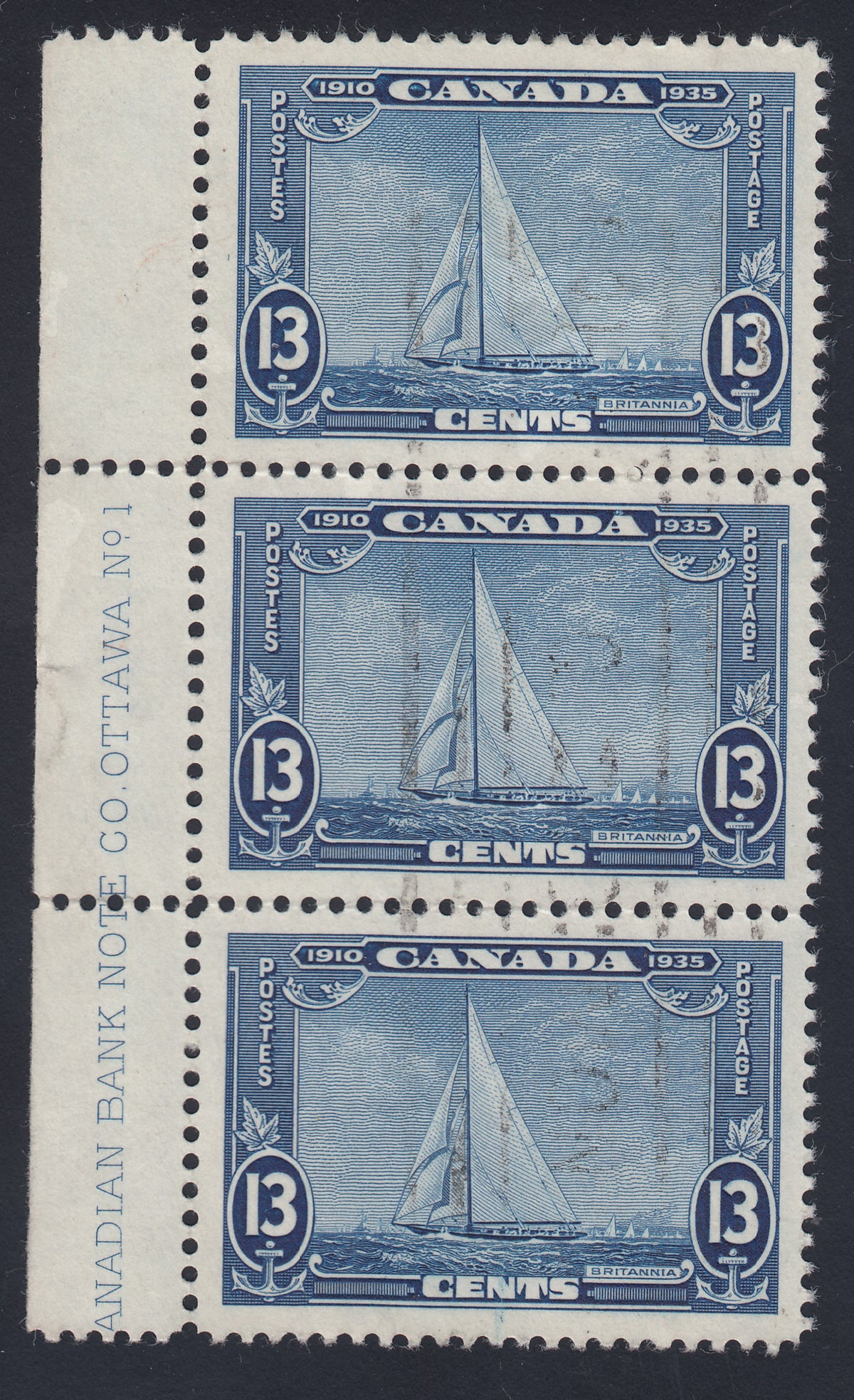 0216CA1708 - Canada #216 - Used Strip of 3. UNLISTED Re-entry